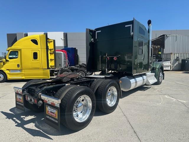 2021 Kenworth W990-1