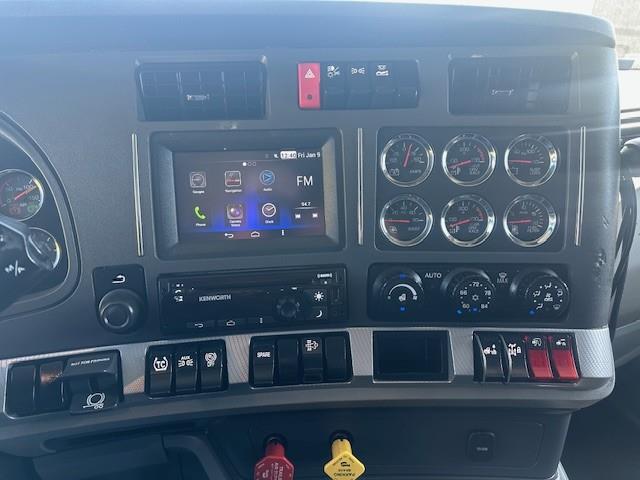 2021 Kenworth W990-7