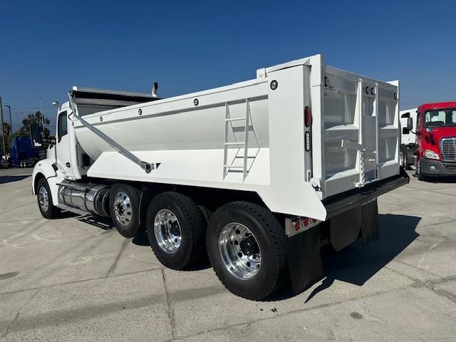 2019 Kenworth T880-16