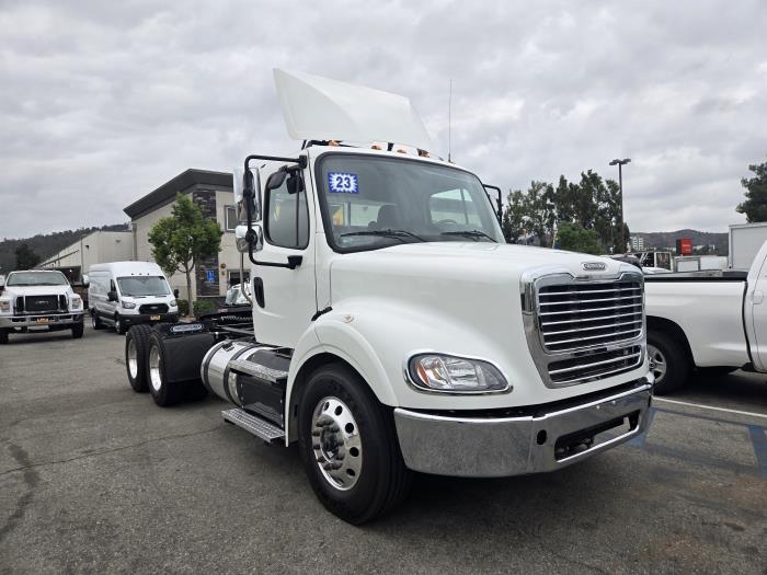 2023 Freightliner M2 112 Medium Duty photo 4