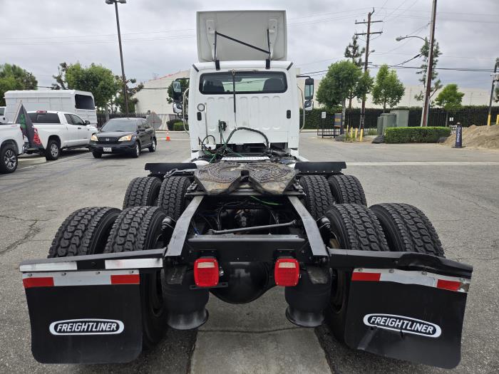 2023 Freightliner Business Class M2 112-7