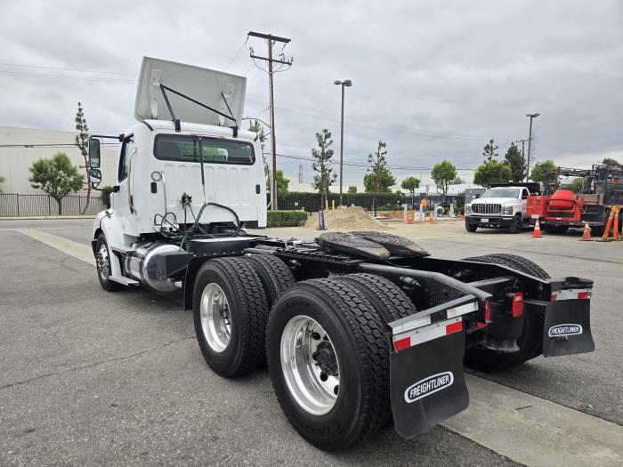 2023 Freightliner Business Class M2 112-6