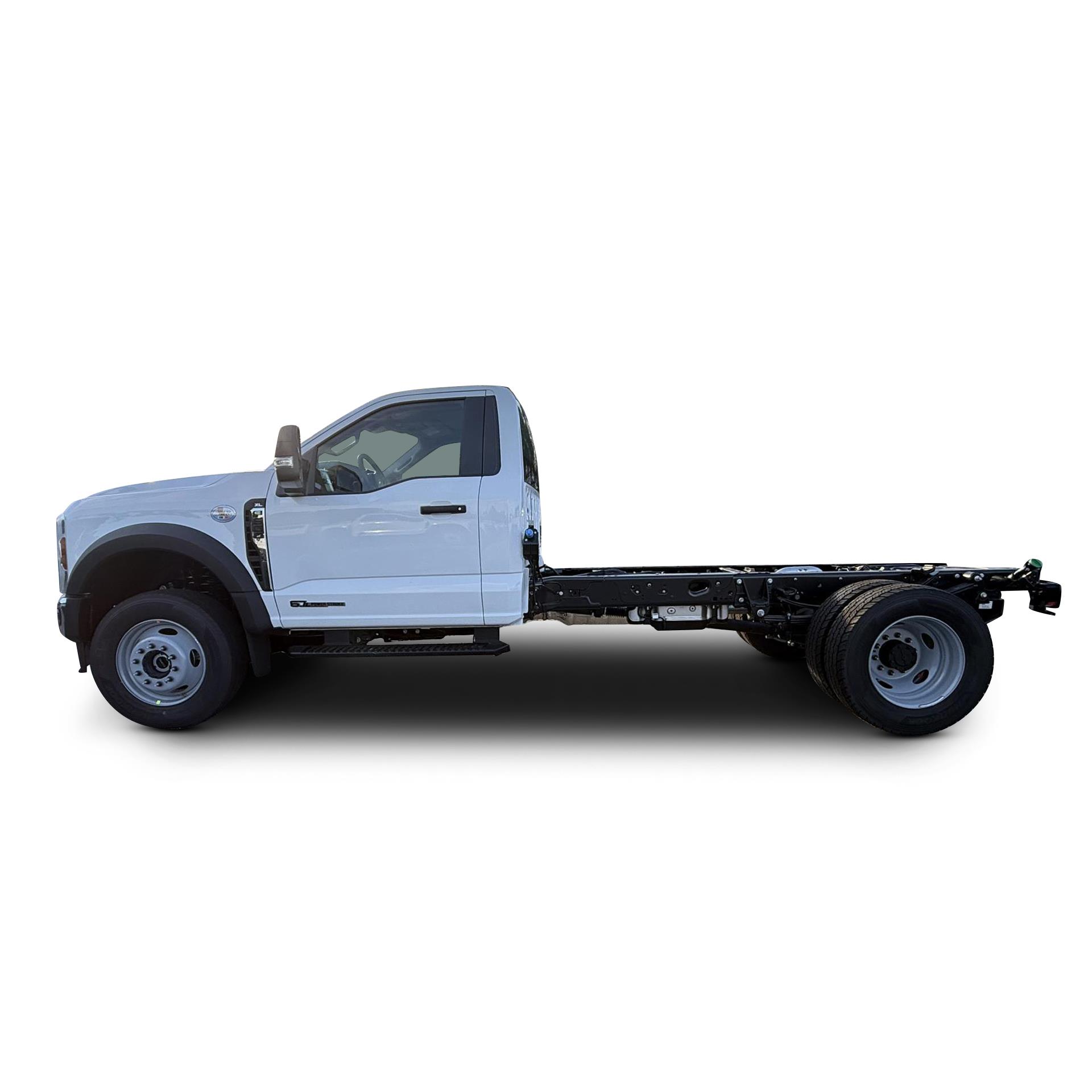 2026 Ford F-600 Regular Cab DRW 4x4 Cab Chassis for sale #1946505 - photo 6