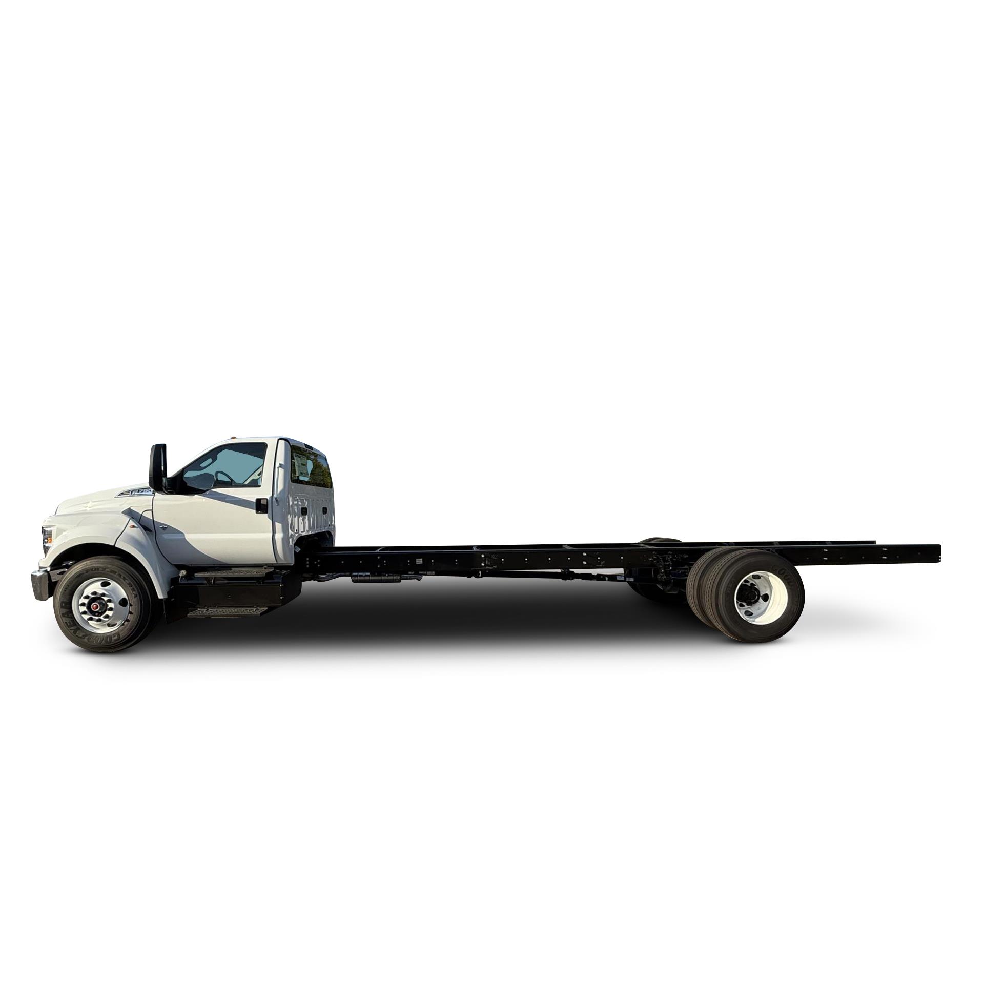 2026 Ford F-750 Regular Cab DRW 4x2 Cab Chassis for sale #1948684 - photo 7