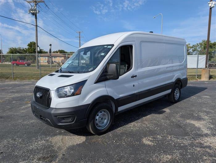 2026 Ford Transit-250-1