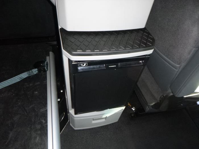 2023 Kenworth T680-19