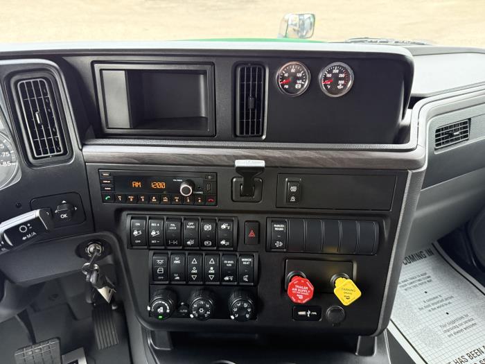 2026 International LT625-10