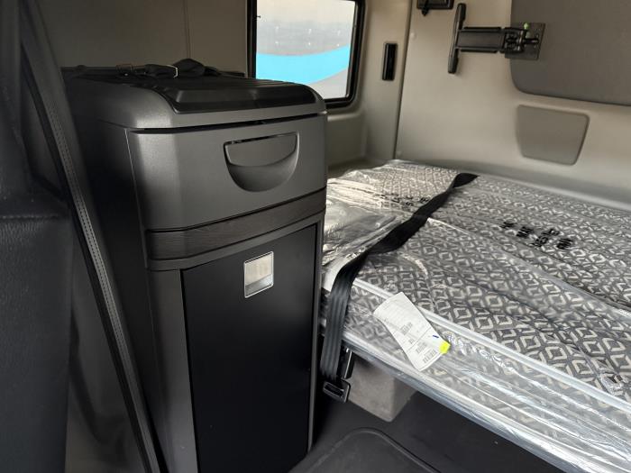 2026 International LT625-16