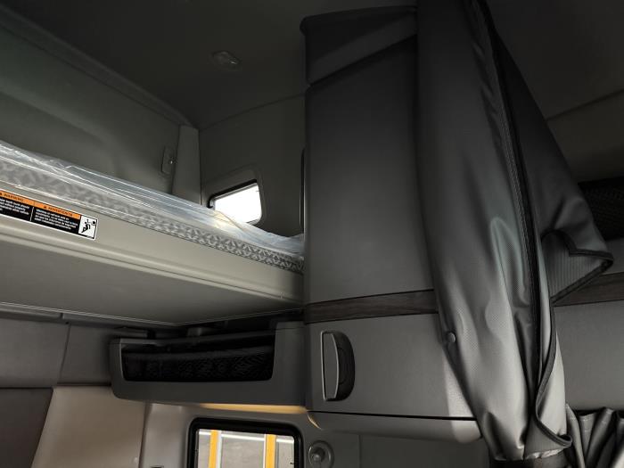 2026 International LT625-18