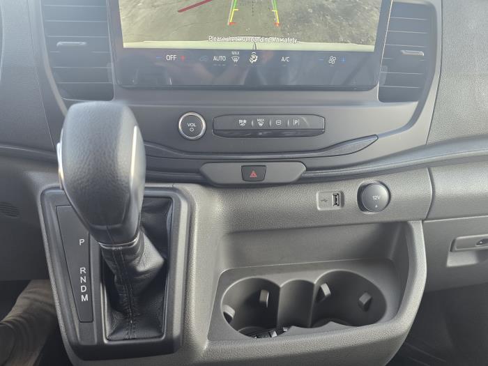 2026 Ford Transit-350-11