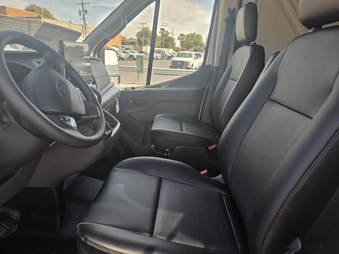 2026 Ford Transit-350-13