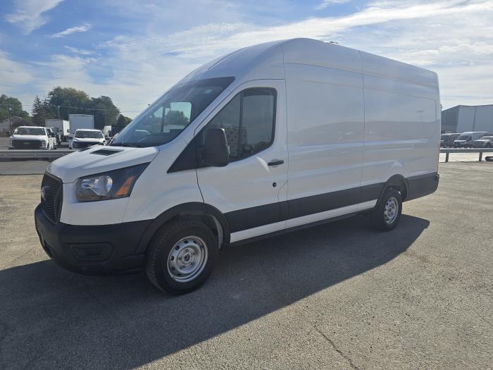 2026 Ford Transit-350-1
