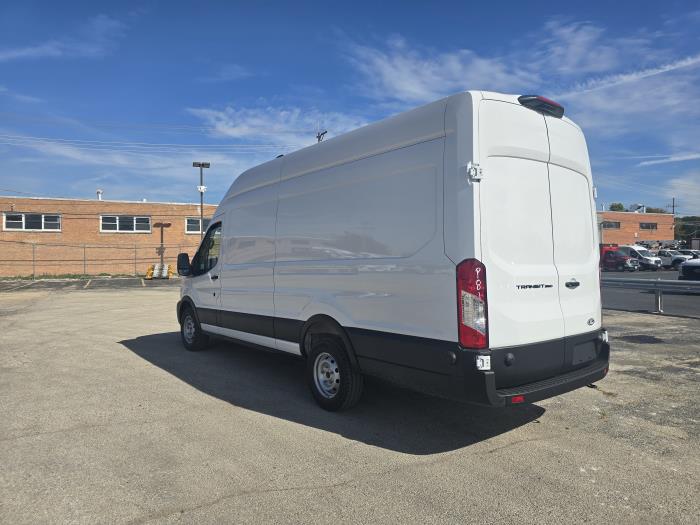 2026 Ford Transit-350-3
