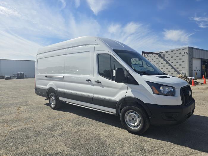 2026 Ford Transit-350-7