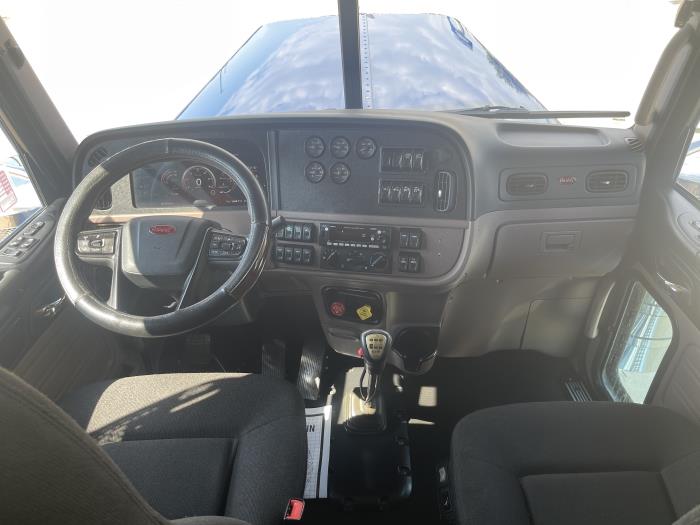 2024 Peterbilt 389-24