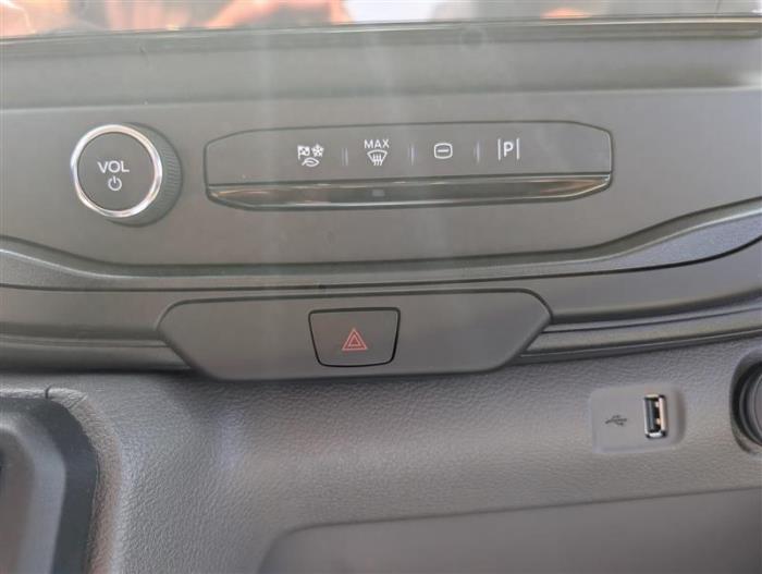 2026 Ford Transit-350-22