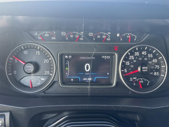 2020 International LT625-12