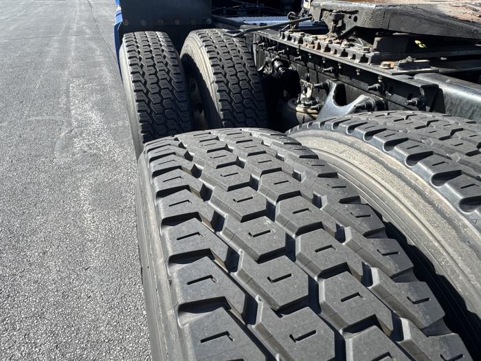 2020 International LT625-6