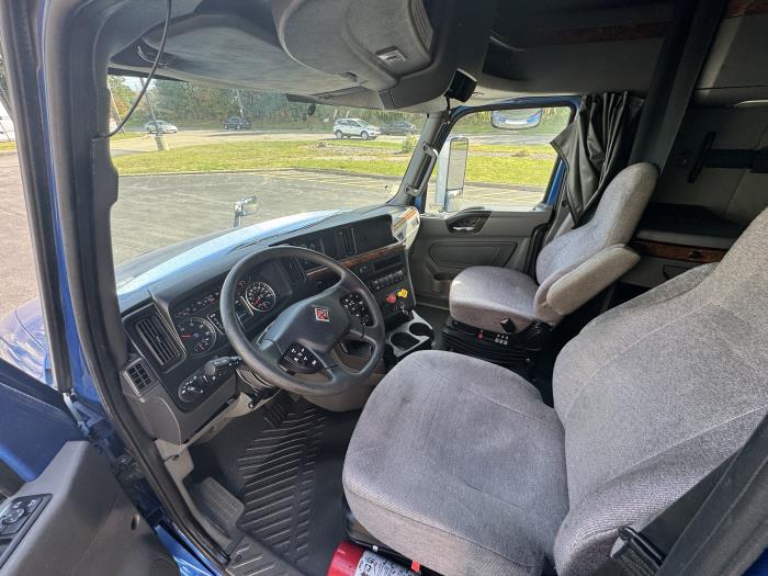 2020 International LT625-11