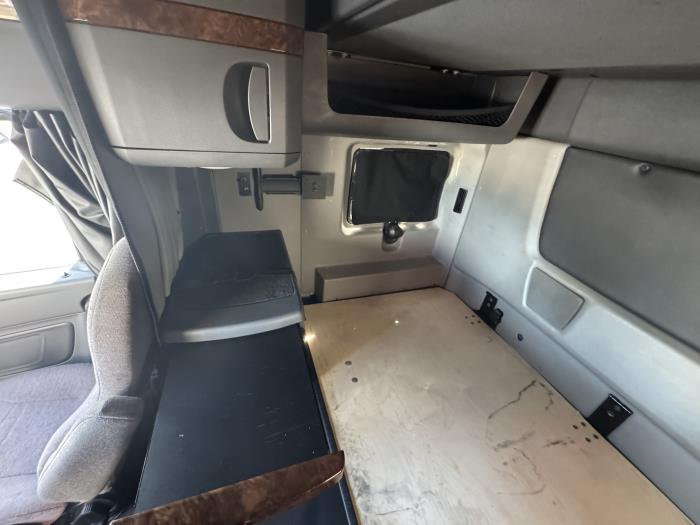 2020 International LT625-16