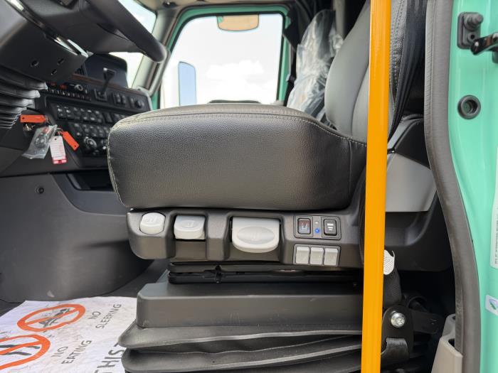 2026 International LT625-10