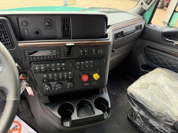 2026 International LT625-13