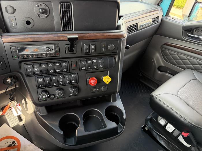 2026 International LT625-13