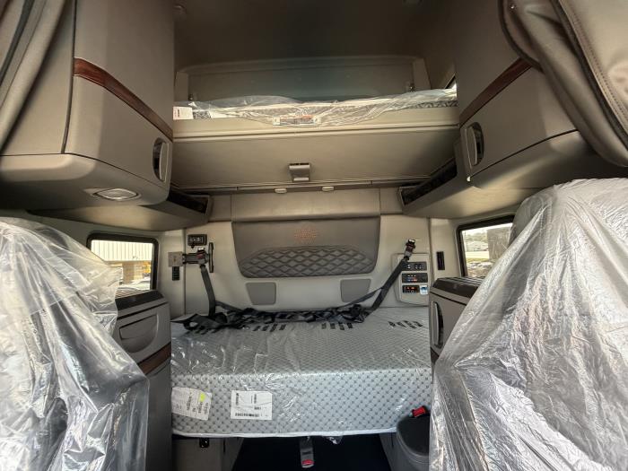 2026 International LT625-14