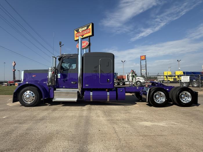 2026 Peterbilt 589-4