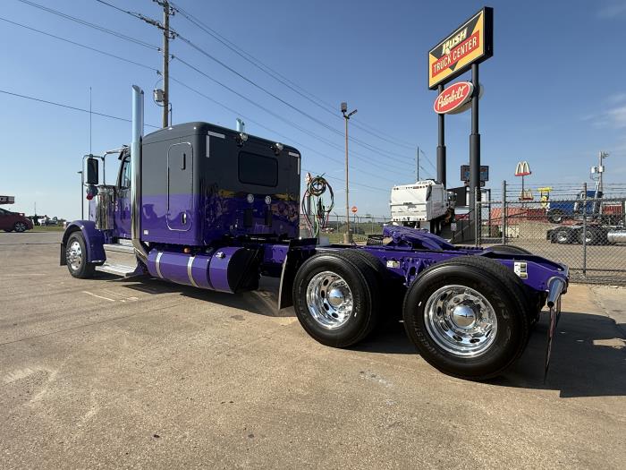 2026 Peterbilt 589-6
