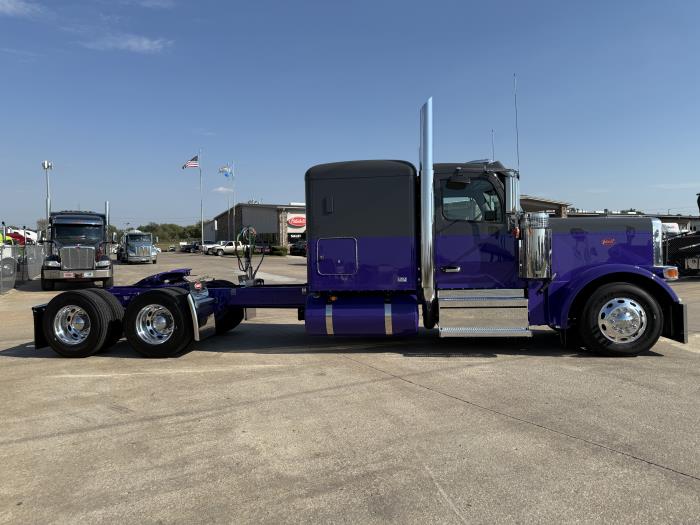 2026 Peterbilt 589-14