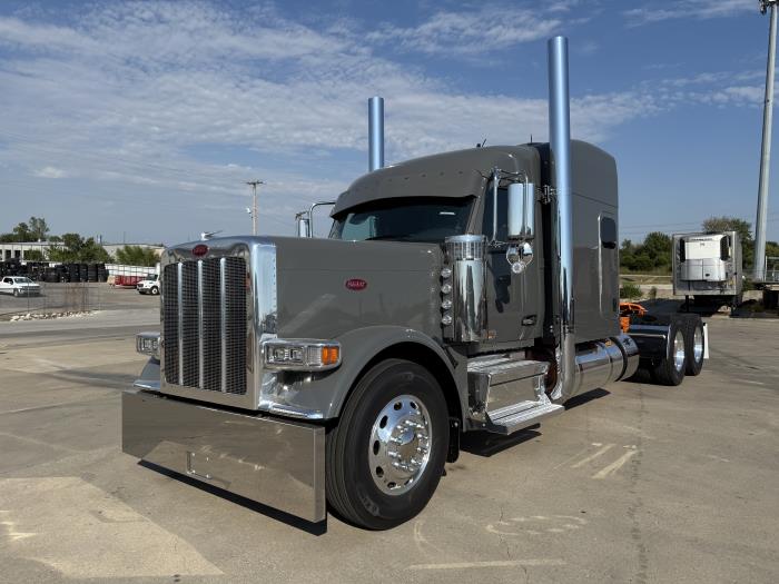 2026 Peterbilt 589-1