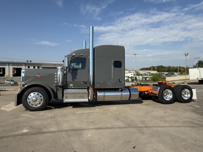 2026 Peterbilt 589-5