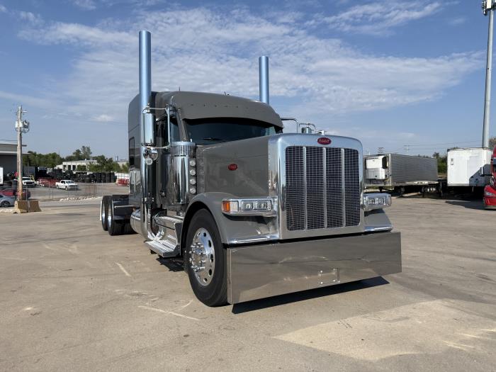 2026 Peterbilt 589-11