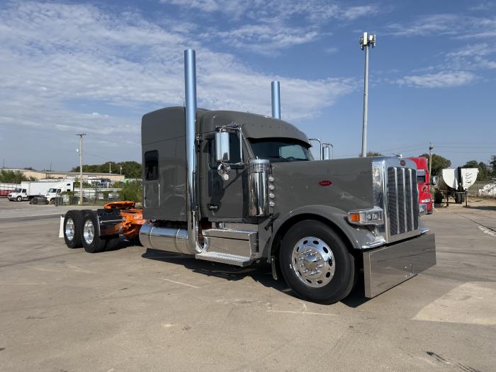 2026 Peterbilt 589-13