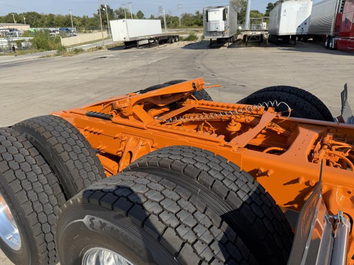 2026 Peterbilt 589-20