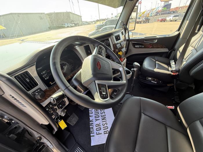 2026 Peterbilt 589-23