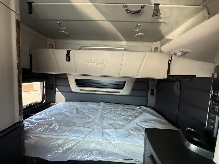 2026 Peterbilt 589-25