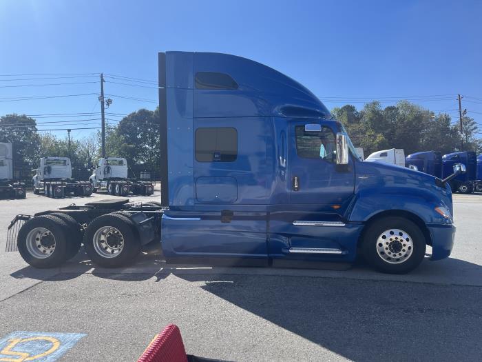 2020 International LT625-4