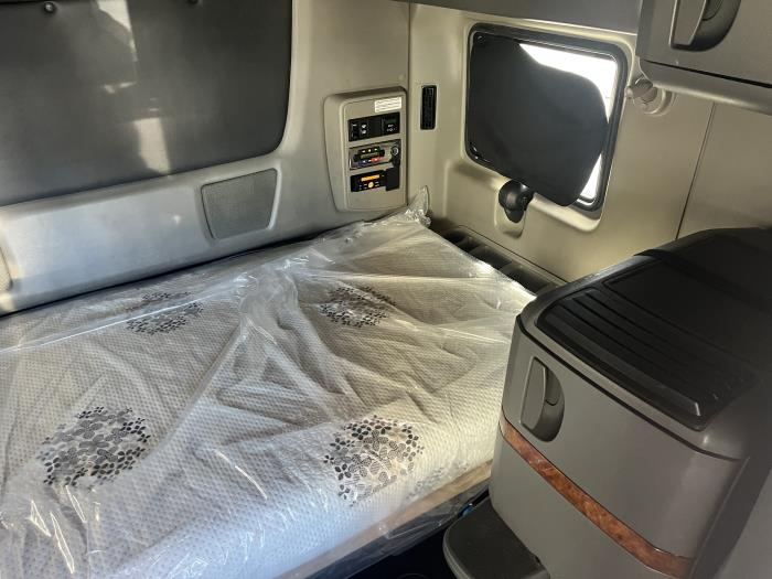 2020 International LT625-15