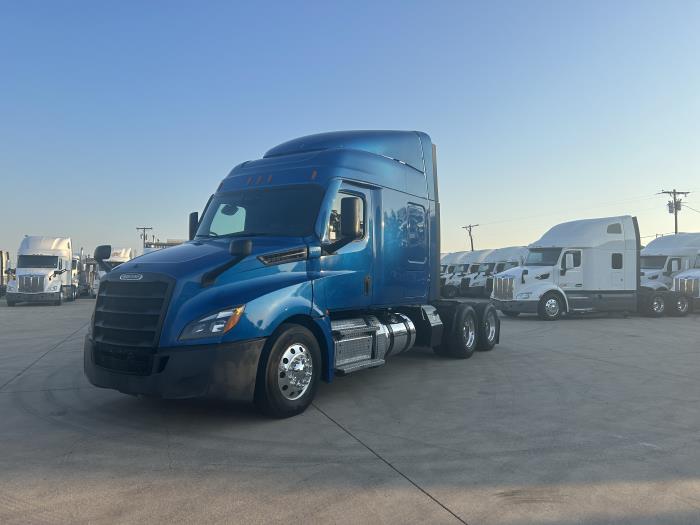 2020 Freightliner Cascadia-0