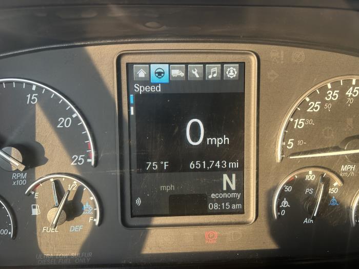 2020 Freightliner Cascadia-12