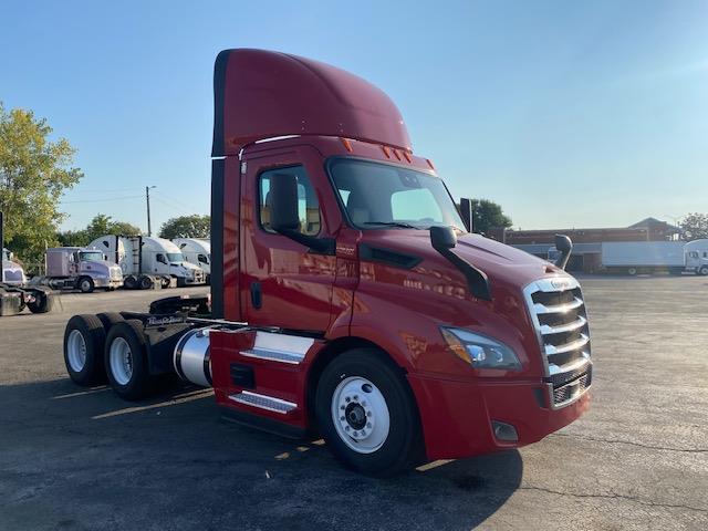 2021 Freightliner Cascadia-8