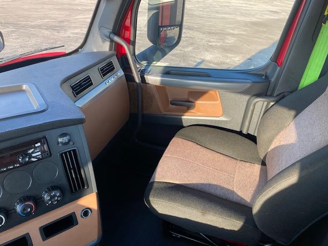 2021 Freightliner Cascadia-19