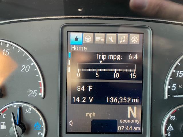 2021 Freightliner Cascadia-20