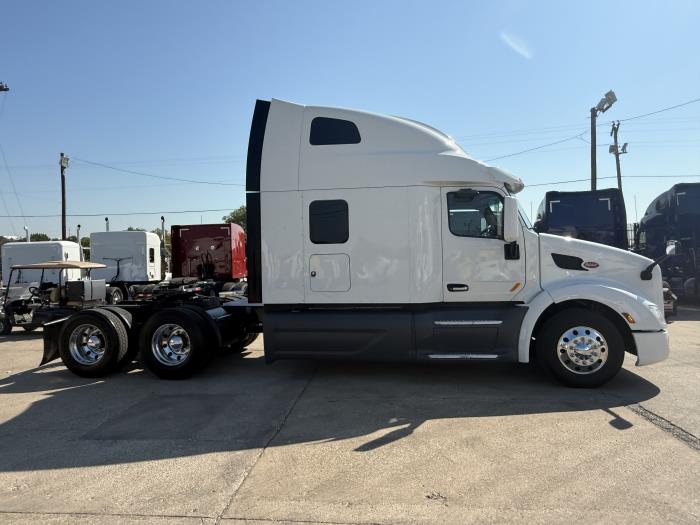 2022 Peterbilt 579-20