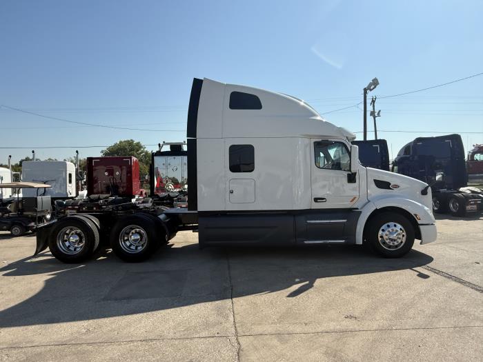 2022 Peterbilt 579-21