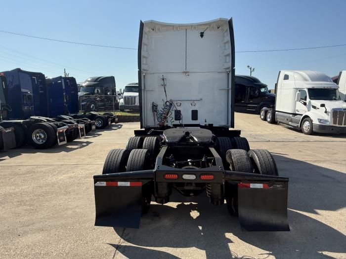 2022 Peterbilt 579-30