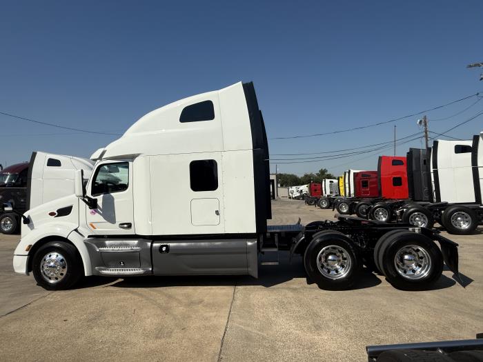 2022 Peterbilt 579-34