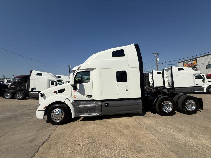 2022 Peterbilt 579-35